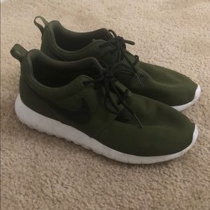 Army Green Nike Roche